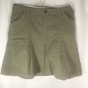 Kuhl gored skirt sz 10 Activewear Stretch